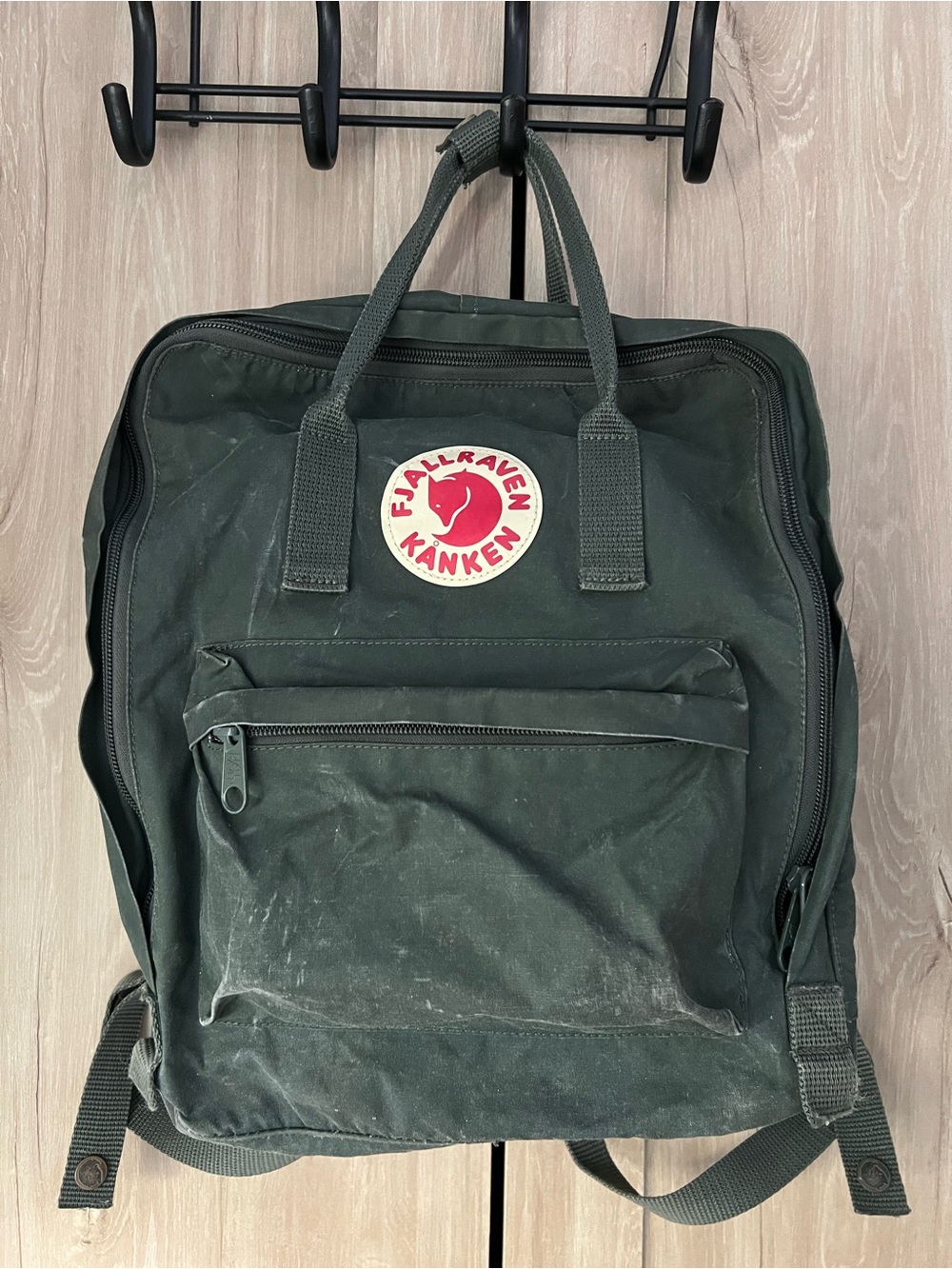 Fjallraven Kanken Classic Backpack - Dark Forest Green